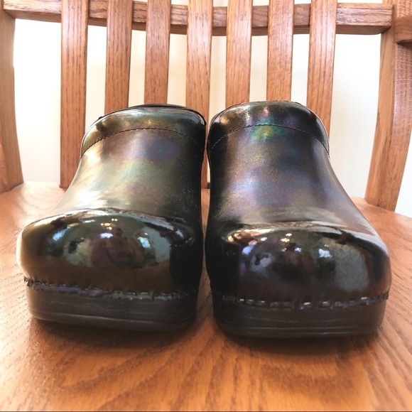 Dansko Black Iridescent Clogs, Size 42/11.5 - Picture 5 of 12